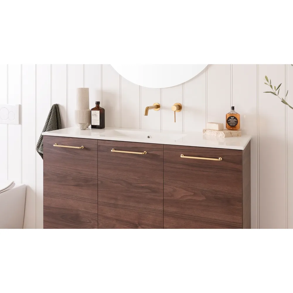 Glacier Ensuite, All-Door thumbnail 2