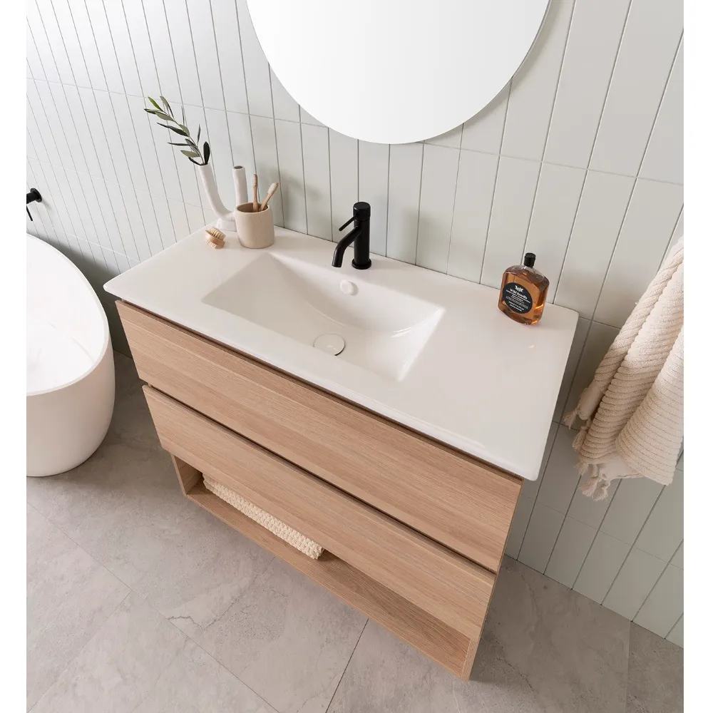 Glacier Ensuite, Shelf thumbnail 6