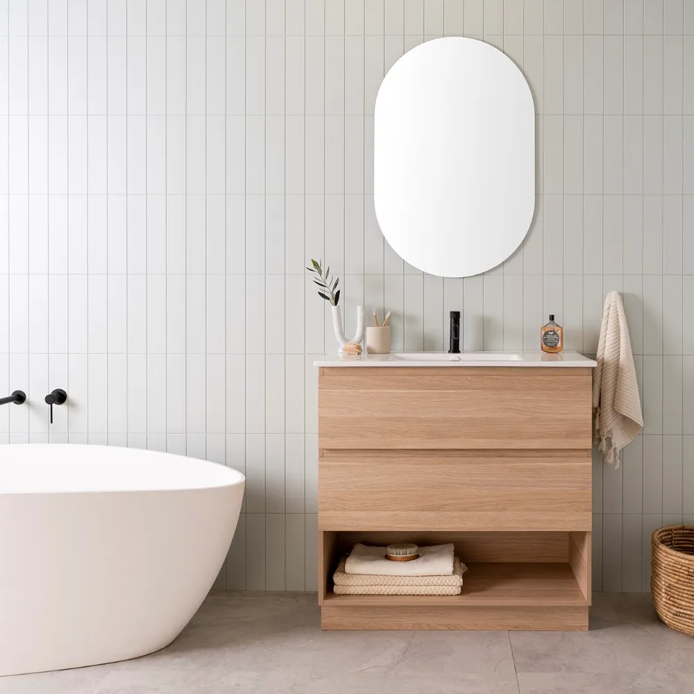 Glacier Ensuite, Shelf thumbnail 4