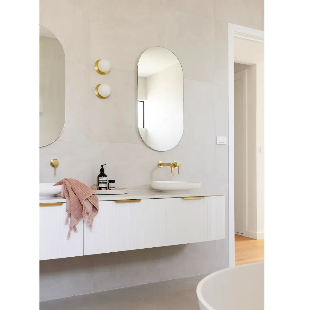 Pill Polished Edge Mirror thumbnail 12