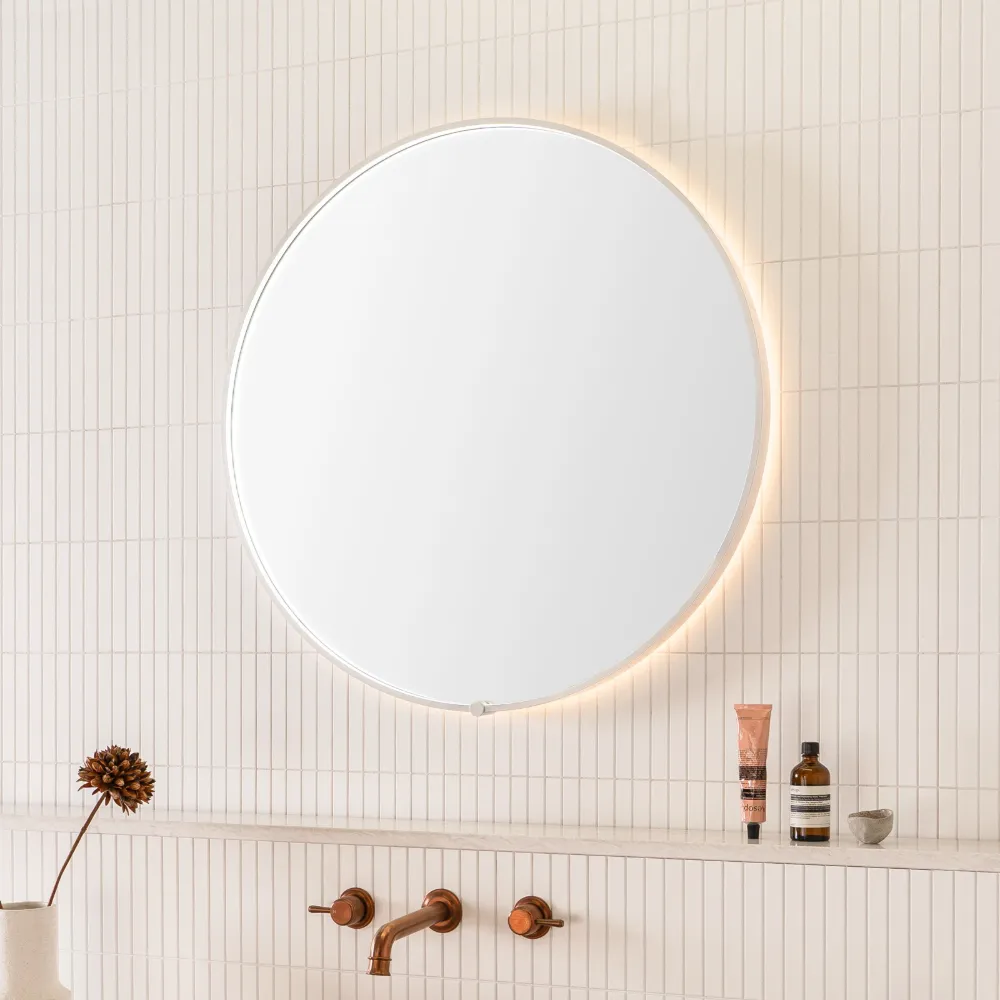 Sera Round LED Mirror thumbnail 4