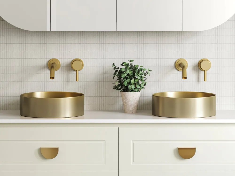 Luxe Basin Brushed Gold thumbnail 4