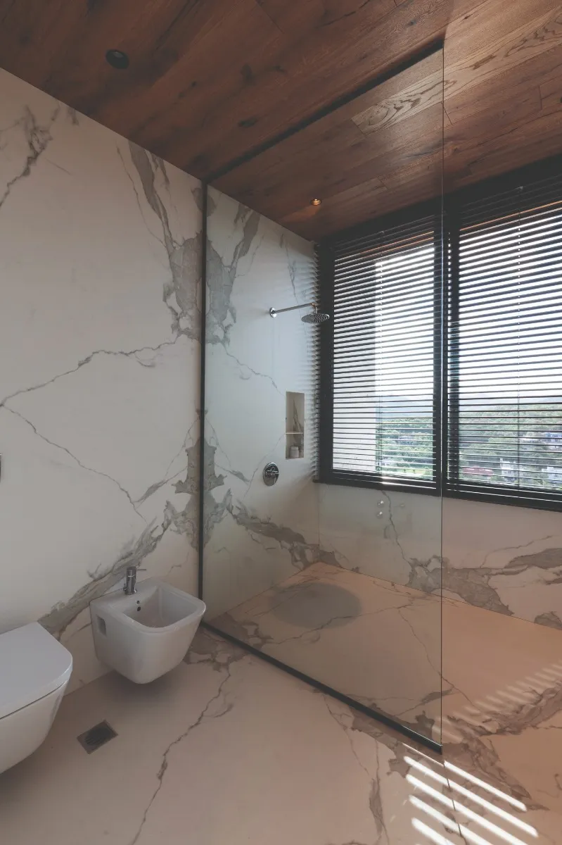 Neolith Estatuario E01 Polished thumbnail 3