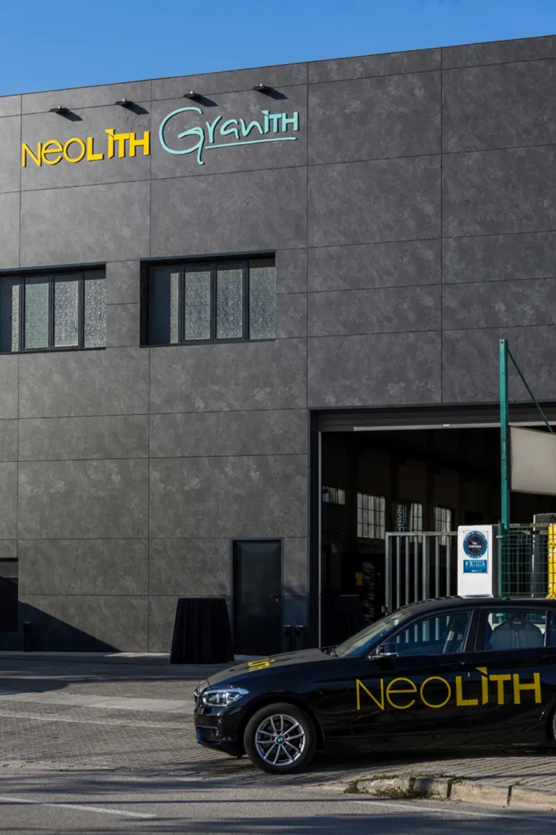 Neolith Krater Slate thumbnail 4