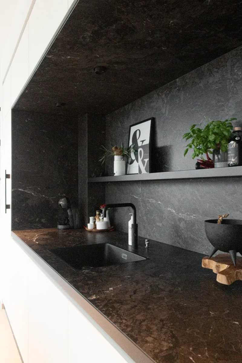Neolith Layla Slate thumbnail 5